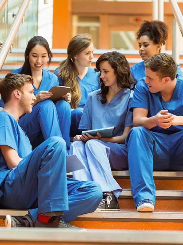 cropped-Medical-School-Students-1.webp